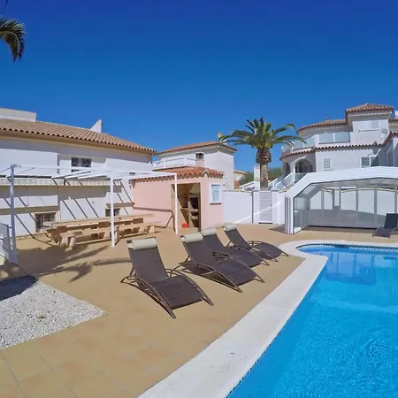 La Palmera Villa *